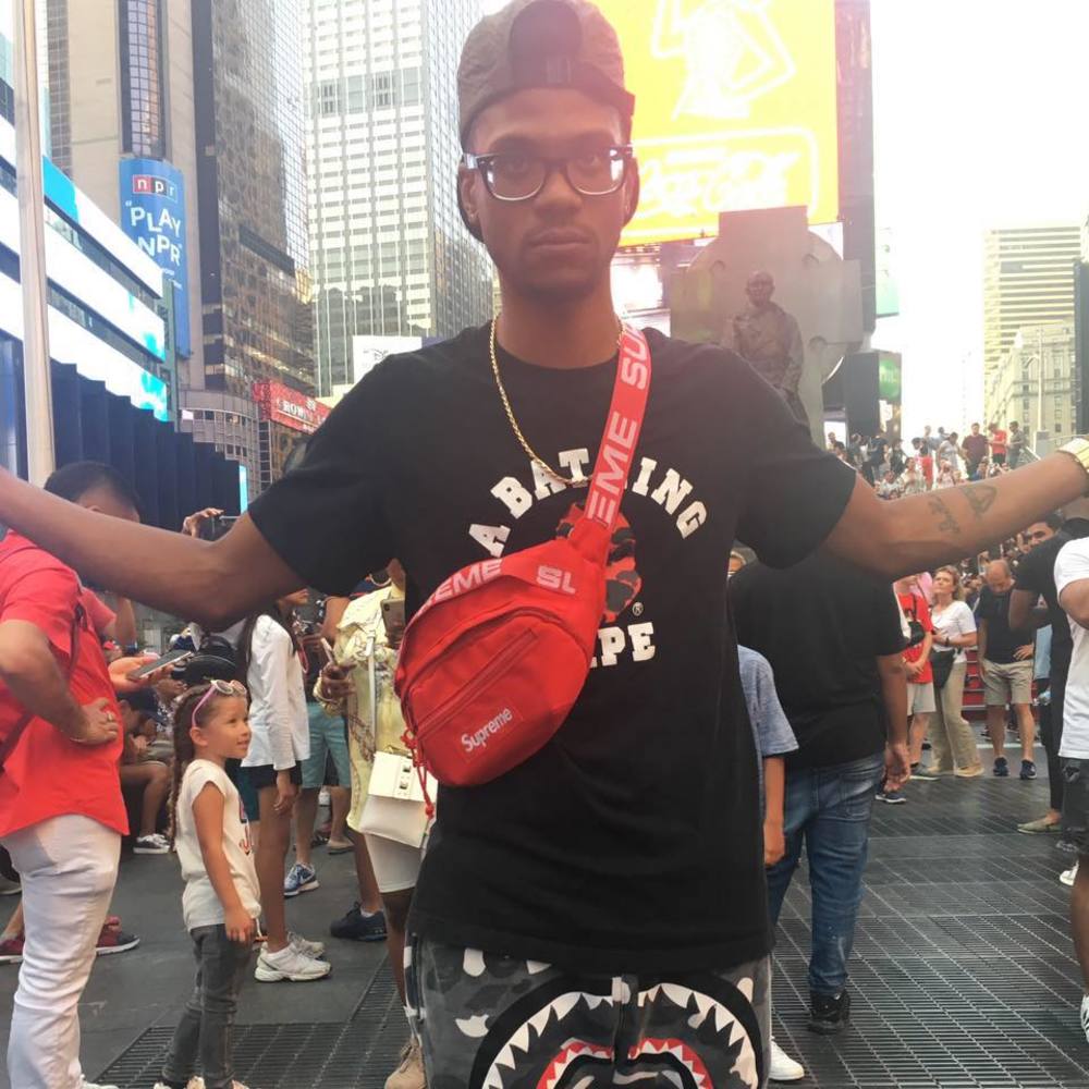 Meet your Posher, Cee